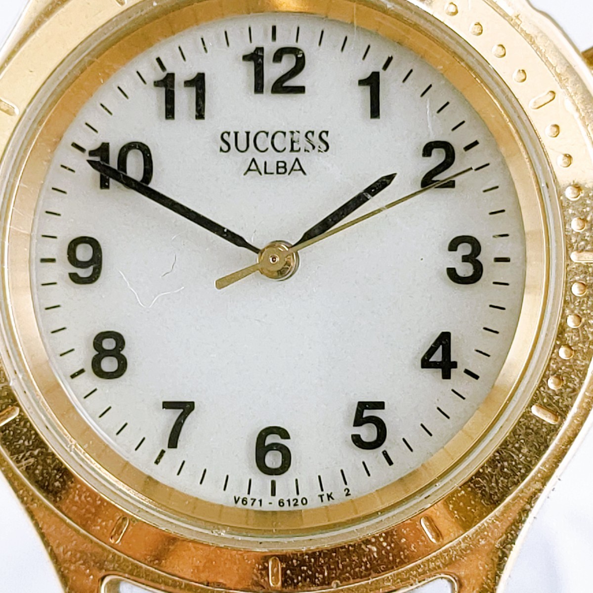 SEIKO ALBA SUCCESS セイコー アルバ サクセス 腕時計 アナログ V671-6070 時計 ヴィンテージ 3針 白文字盤 アクセ アクセサリー_画像2