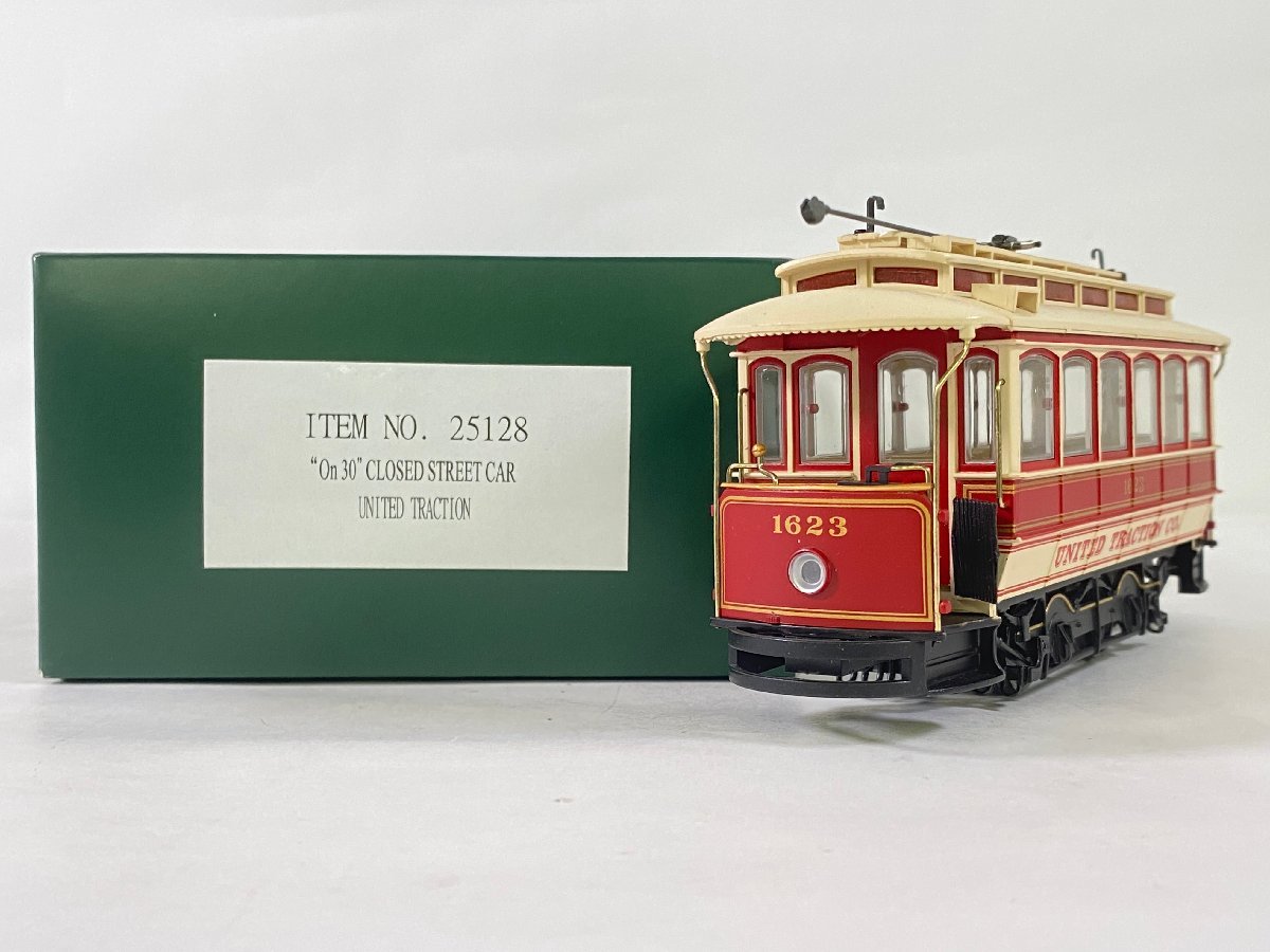 9-70 Bachmann Spectrum On30 25128 CLOSED STREET CAR UNITED