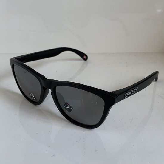 OAKLEY オークリー 【FROGSKINS】 Matte Black / Prizm Black Polarized 日本正規品 ASIAN-FIT 限定_画像1