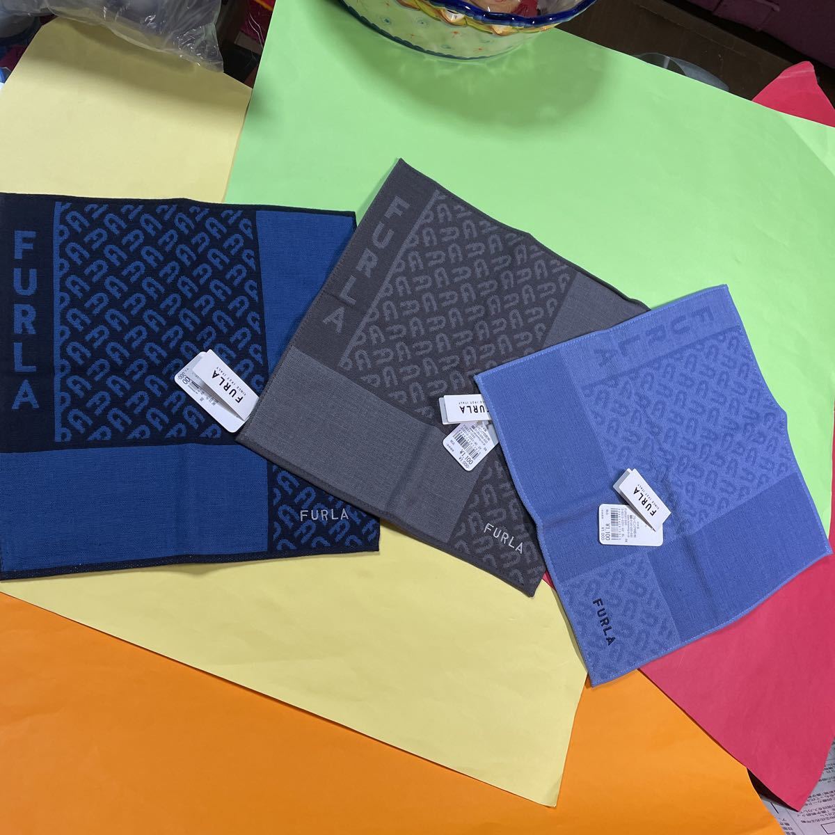 FURLA タオルハンカチ　３枚セット ナンバー1