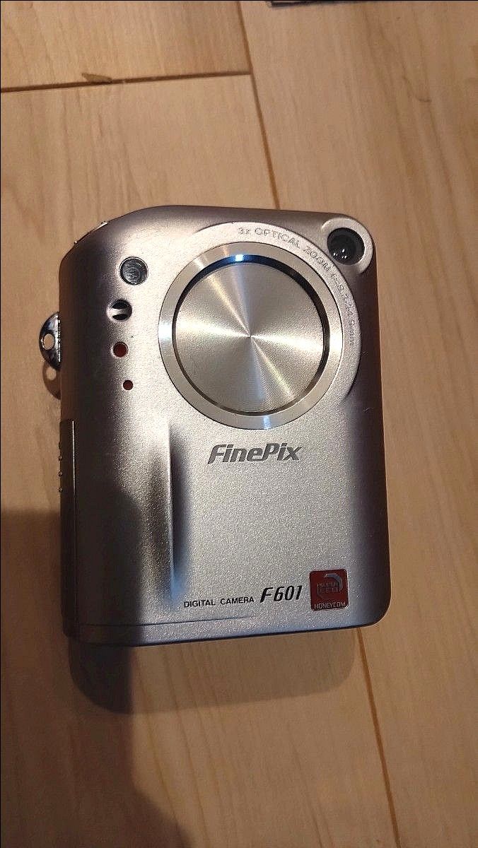 FUJIFILM Finepix F601 ジャンク品|Yahoo!フリマ(旧PayPayフリマ) FUJIFILM Finepix F601 ジャンク品|Yahoo!フリマ(旧PayPayフリマ)