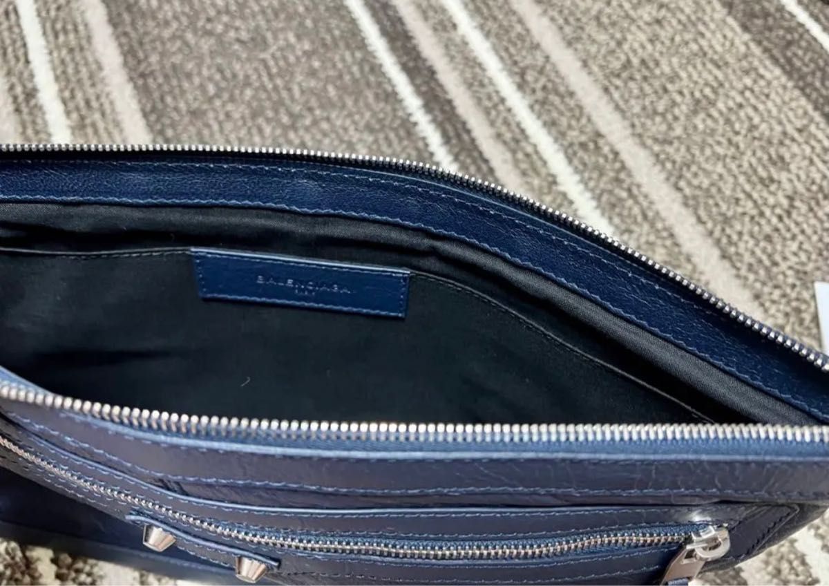 新品未使用 BALENCIAGA メンズ クラッチバッグ | noonanwaste.com