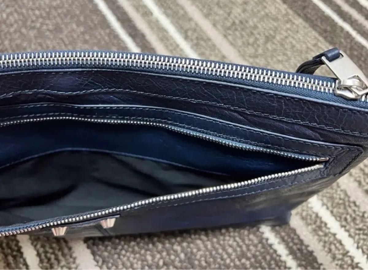 新品未使用 BALENCIAGA メンズ クラッチバッグ | noonanwaste.com