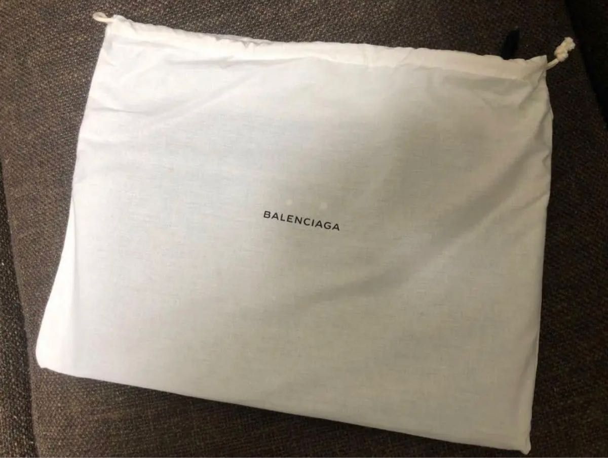 新品未使用 BALENCIAGA メンズ クラッチバッグ | www.mclegal.info
