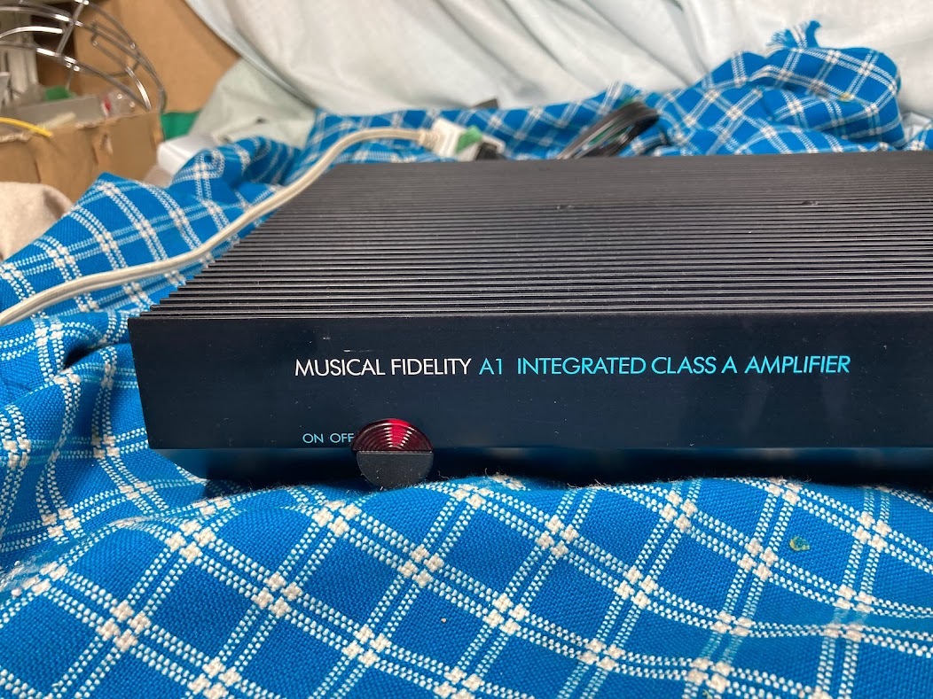 送料込み イギリスMUSICAL FIDELITY A-1 プリメインアンプ の公式