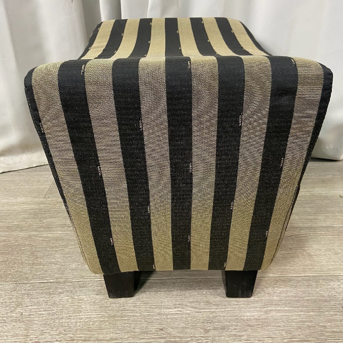 Go28 FENDI CASA スツール オットマン-