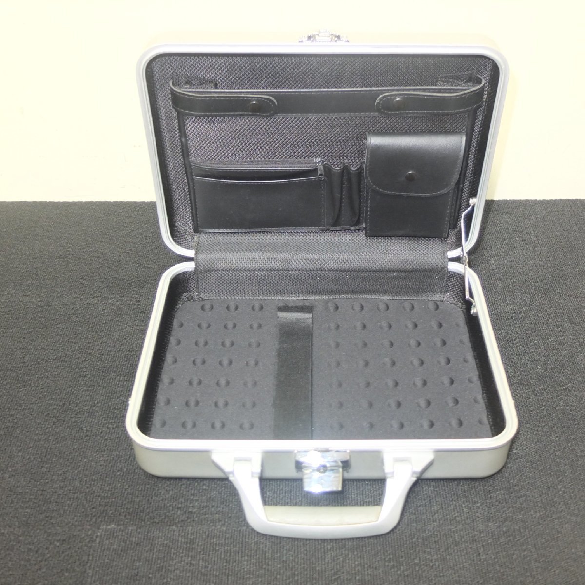 BROMPTON/ brompton aluminium attache case 