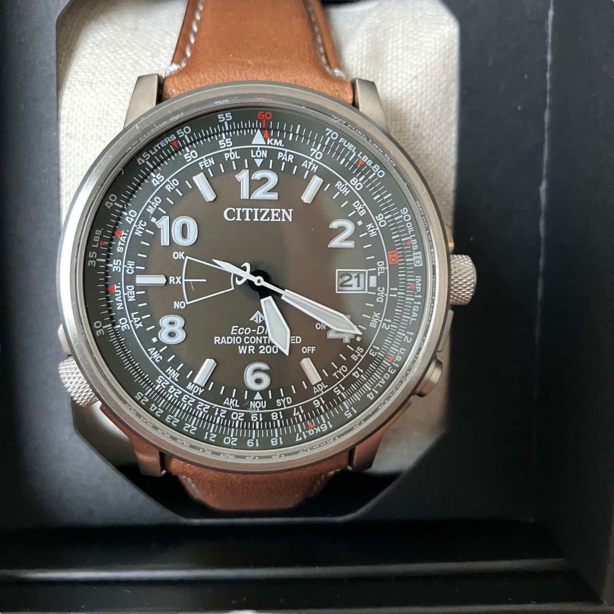新品未使用】CITIZEN シチズン 腕時計 ブラウン レザー 定価6万- CITIZEN シチズン 腕時計 ブラウン レザー 定価6万