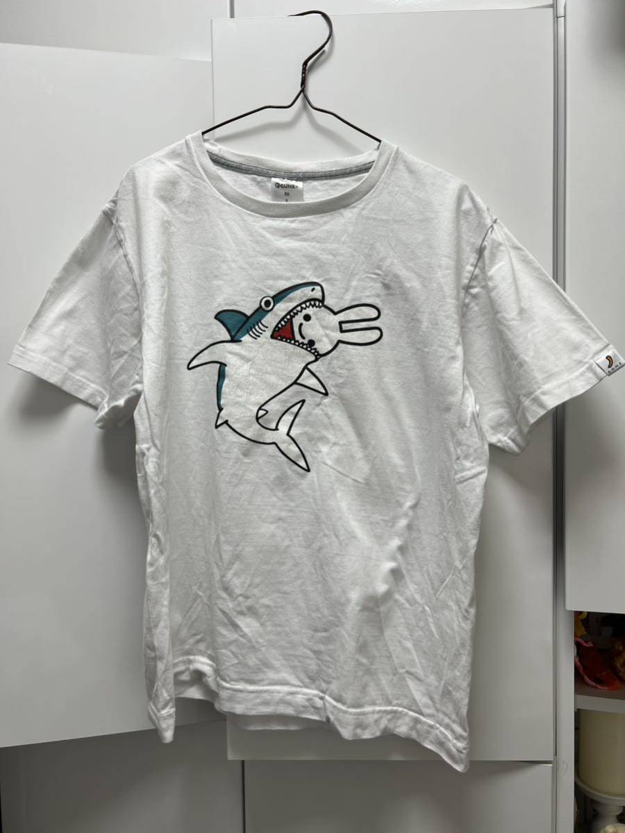 CUNE サメ　ウサギTシャツ_画像1