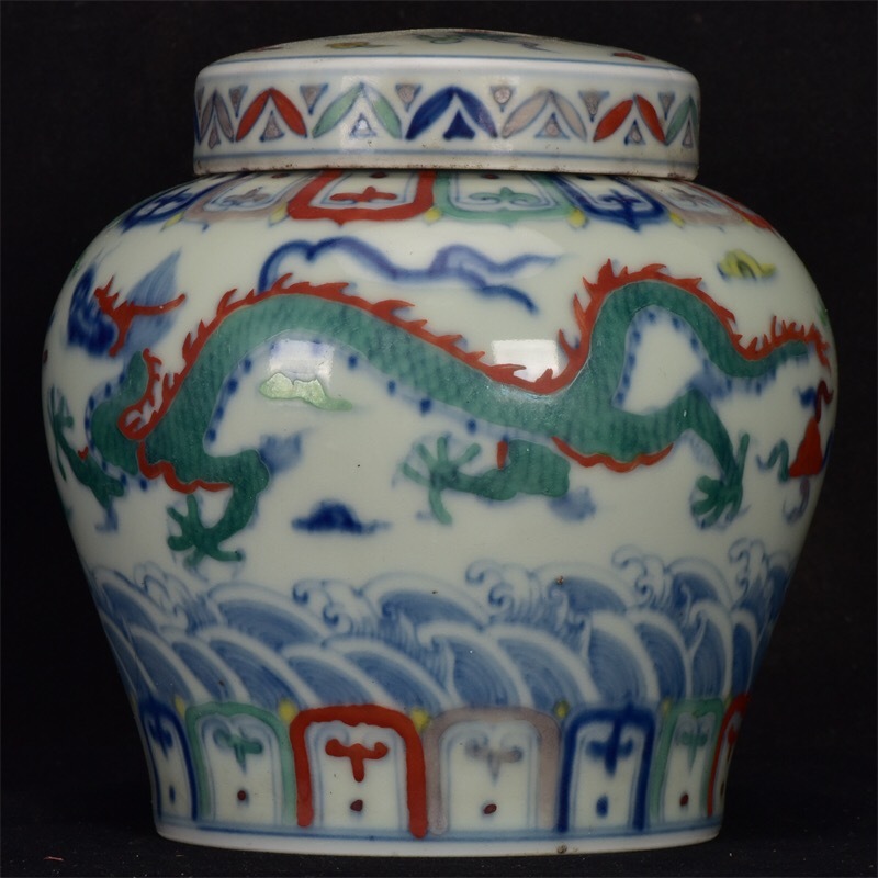 ◇旧蔵◇古美術 中国古玩 大明成化年製款 斗彩 龍紋図宝盒 時代物 A35-