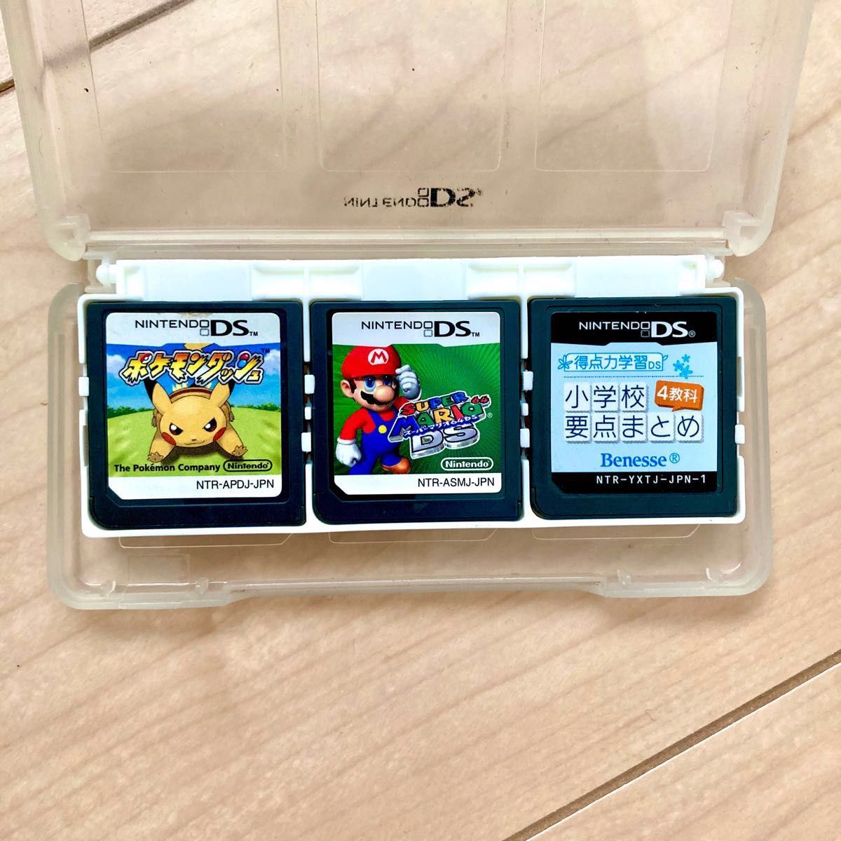 ニンテンドーDS i Lite 3DS ソフト　カセット　まとめ Nintendo