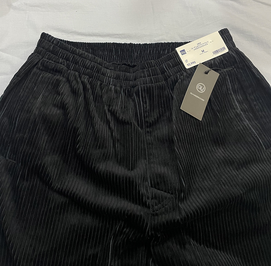 GU UNDERCOVER コーデュロイワイドパンツ ブラック Medium GU UNDERCOVER コーデュロイワイドパンツ ブラック Medium