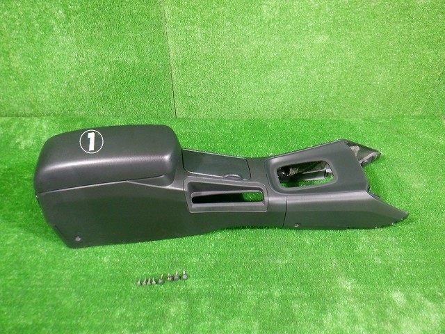  Nissan Primera QP12 center console *6390