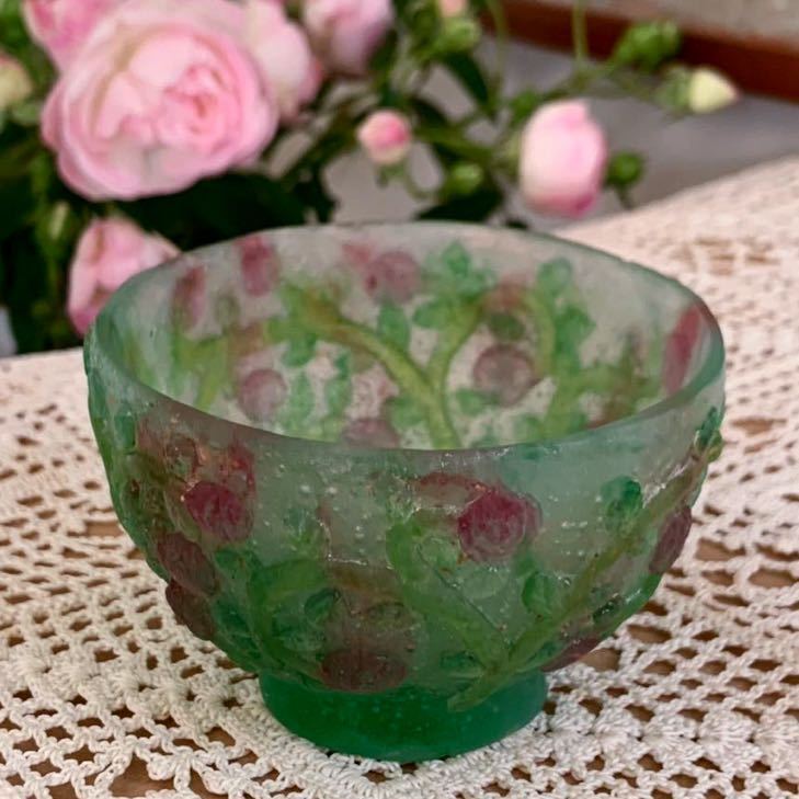 薔薇の小鉢　パート・ド・ヴェール　ガラス工芸　ハンドメイド　MC46_画像1