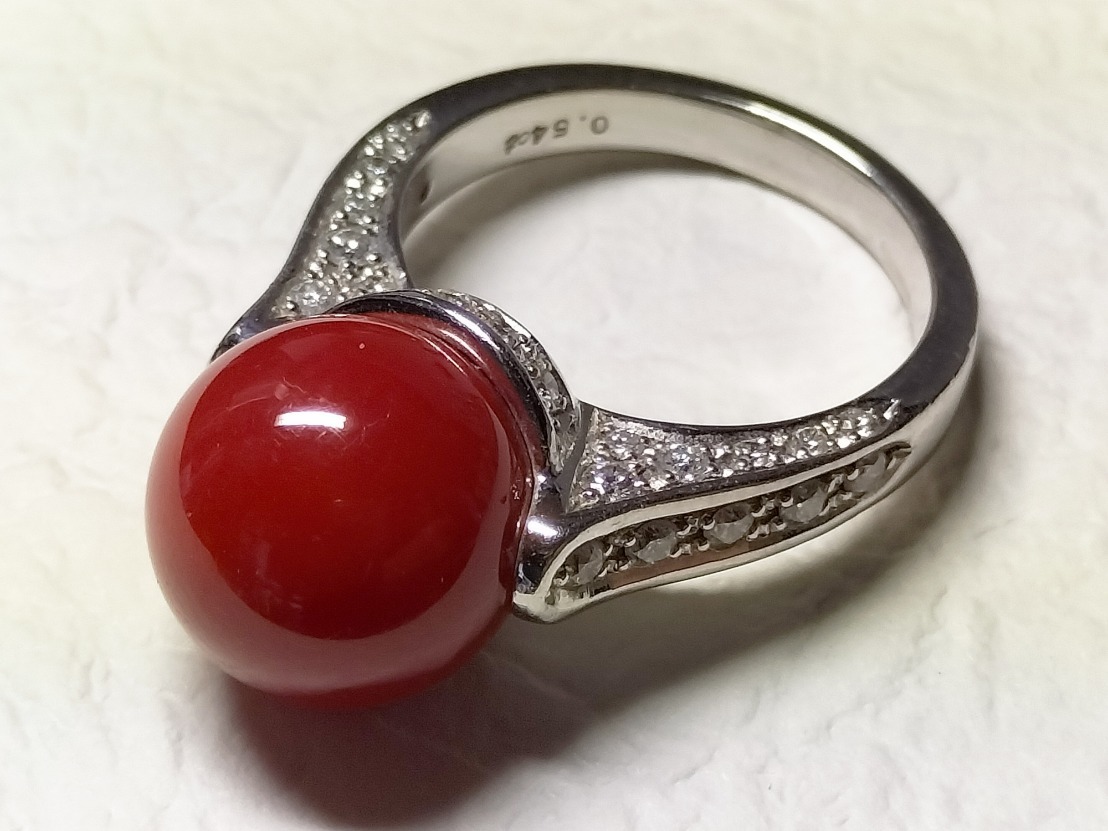 ●プラチナ Pt900 赤サンゴ 11，5ミリ ダイアモンド0，54ct 総重量9，5ｇ デザイン リング 指輪 ★リングサイズ10号内径約16ミリ