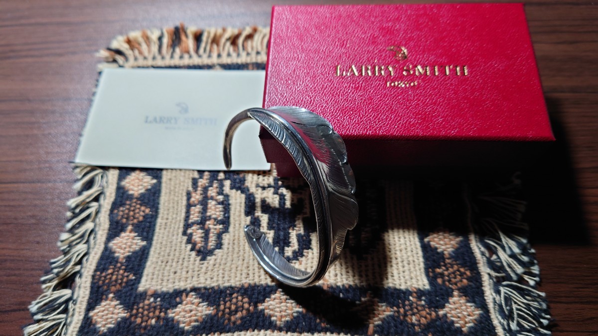 ラリースミス カゼキリフェザー バングル LARRY SMITH