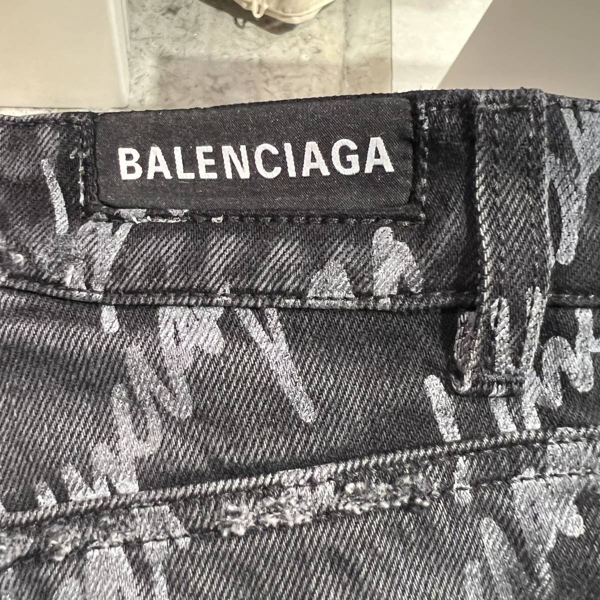 BALENCIAGA バレンシアガ デニムパンツ SIZE24.168cm52kg 600235 TMW21