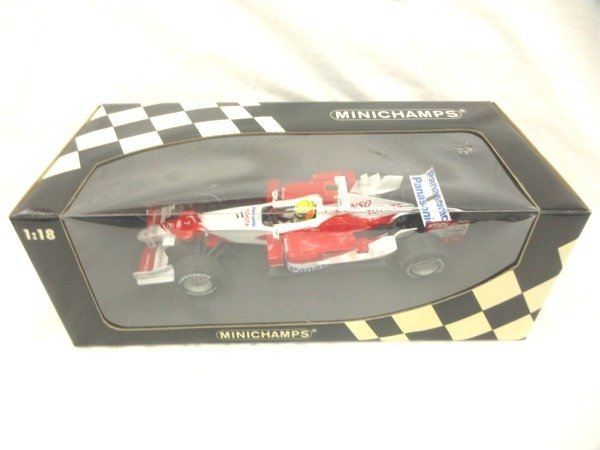 ◆◆MINICHAMPS◆1/18 Panasonic Toyota Racing Showcar 2006 R.Schumacher◆USED品 M1441の画像1