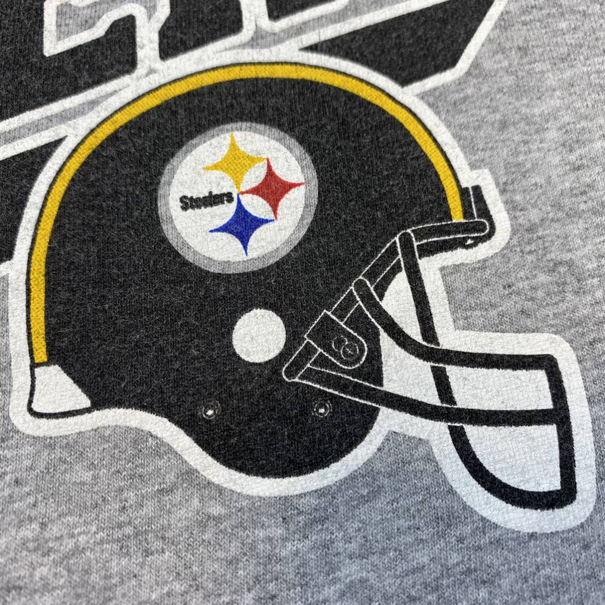 人気抜群!スポーツMIX NFL Football Reebok製 PITTSBURGH Steelers FOOTBALL CLUBピッツバーグ スティーラーズ フットボールクラブTシャツM_良デザイン地元鉄鋼業協会由来Steelersロゴ