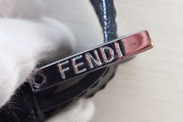 FENDI フェンディ ズッカ柄 ミニ ショルダーバッグ ハンドバッグ