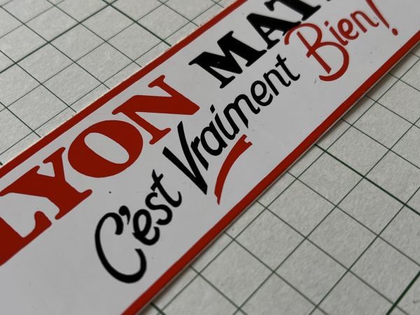 古い外国のステッカー：LYON MATIN フランス デザイン 広告 ビンテージ +Ed_画像2