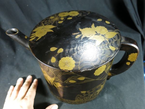 A　蜘蛛の巣に桜蒔絵湯桶　江戸時代中期　名品　漆器　漆工　飲食器　高級品　文化財　蒔絵　塗りもの　根来　調度品_画像2