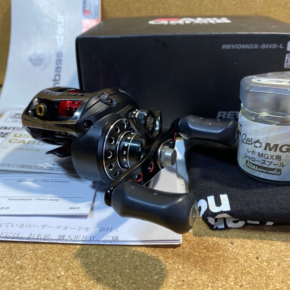 Abu Garcia アンバサダー レボ MGX-SHS-L 左巻きのベイトリール Abu Garcia アンバサダー レボ MGX-SHS-L 左巻きのベイトリール