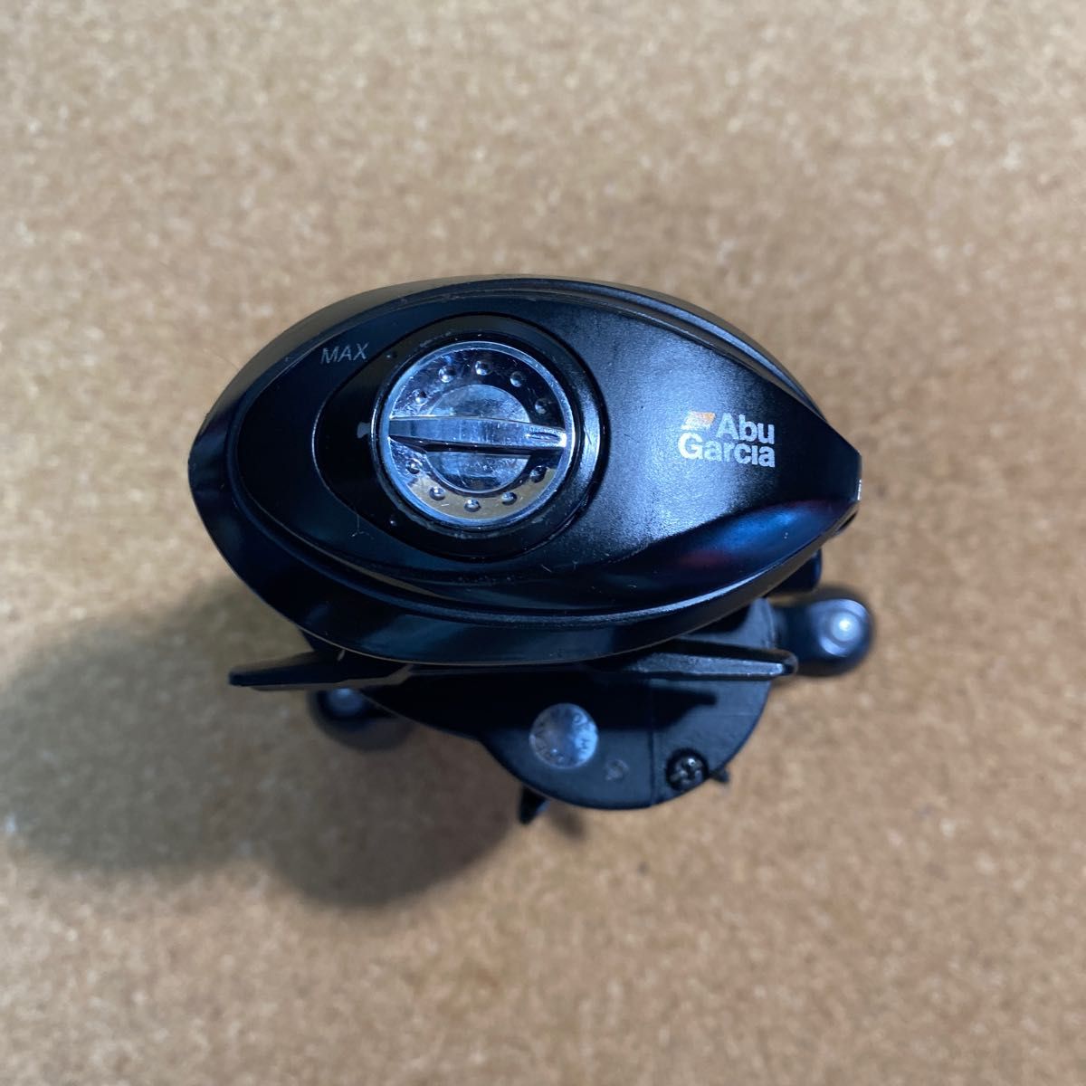 Abu Garcia アンバサダー レボ MGX-SHS-L 左巻きのベイトリール Abu Garcia アンバサダー レボ MGX-SHS-L 左巻きのベイトリール