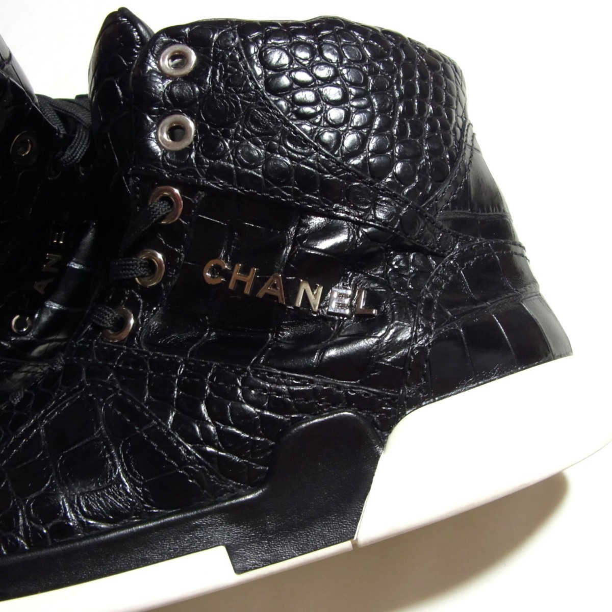 CHANEL シャネル メンズ クロコ型押し ハイカット レザー CHANEL シャネル メンズ クロコ型押し ハイカット レザー