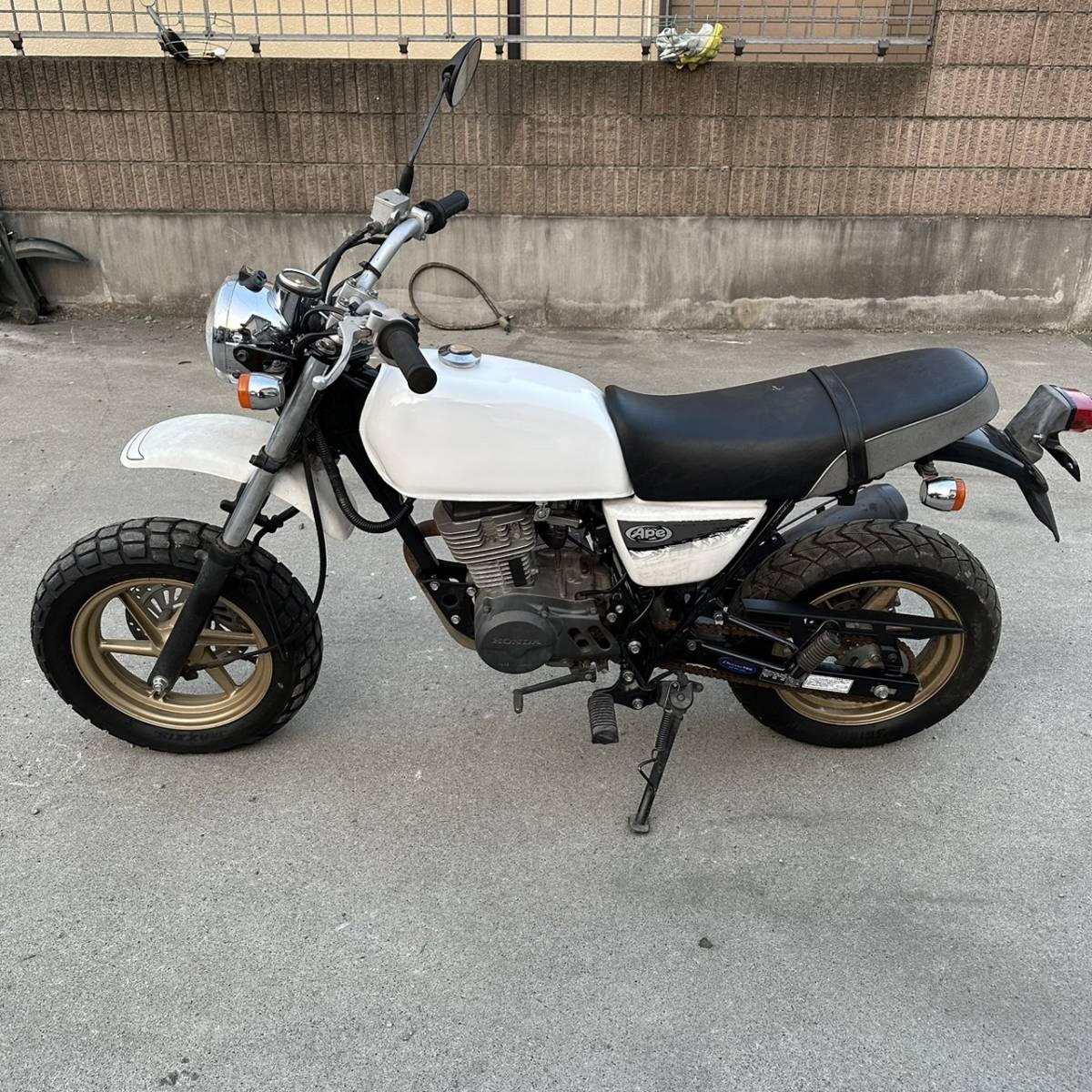 エイプ 100 車体 キック始動OK! タンク新品! 前後ディスク! | wise