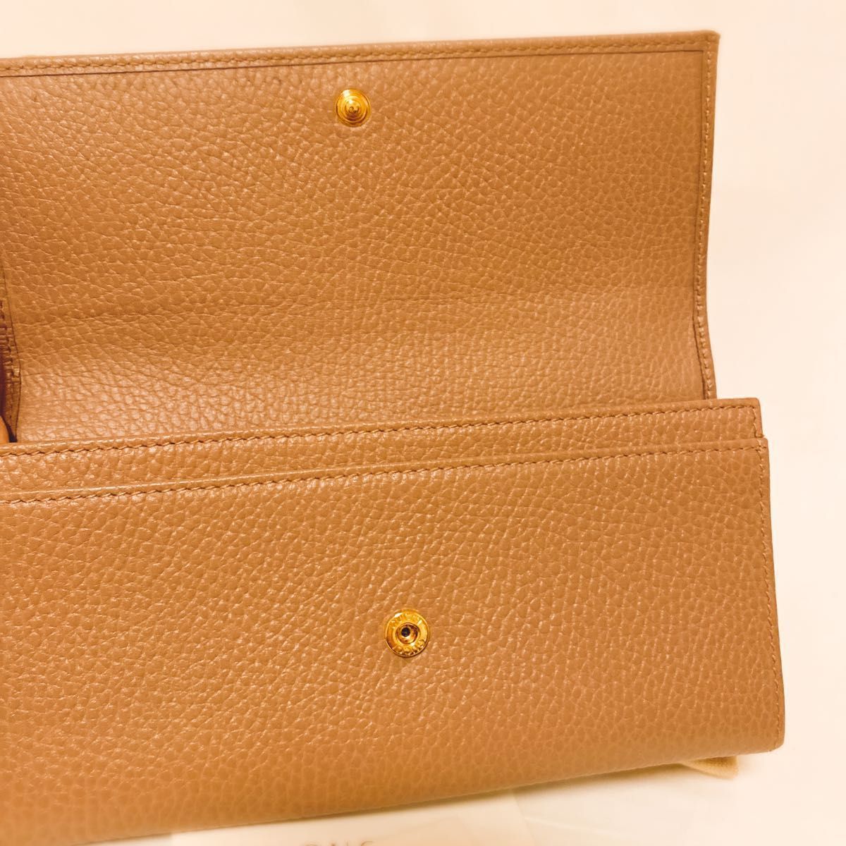 美品 GUCCIグッチ GGマーモント ゴールド金具 二つ折り長財布 箱 美品 GUCCIグッチ GGマーモント ゴールド金具 二つ折り長財布 箱