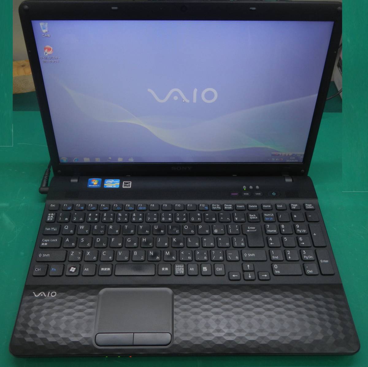純正リカバリ済 SSD換装済 SONY VAIO PCG-71B11N Windows7 Pro Corei5