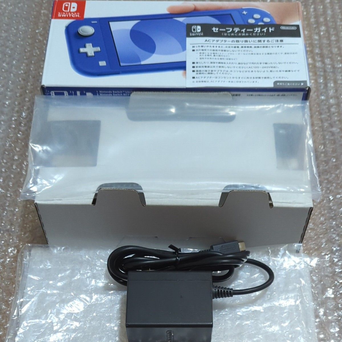 21年製完品】ニンテンドースイッチライト Nintendo Switch Lite ブルー