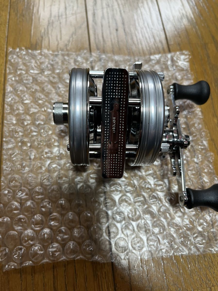 ベンチ 収納付 アブガルシア アンバサダー 4500CS | reumareica.com