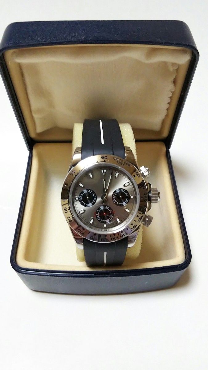 ノーロゴOEM製メンズ・VK63クロノグラフクオーツ式シルバービジネスモデル腕時計 ・オマージュ・ブラックラバーストラップベルト