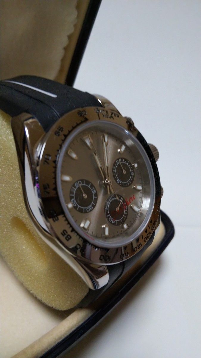 ノーロゴOEM製メンズ・VK63クロノグラフクオーツ式シルバービジネスモデル腕時計 ・オマージュ・ブラックラバーストラップベルト