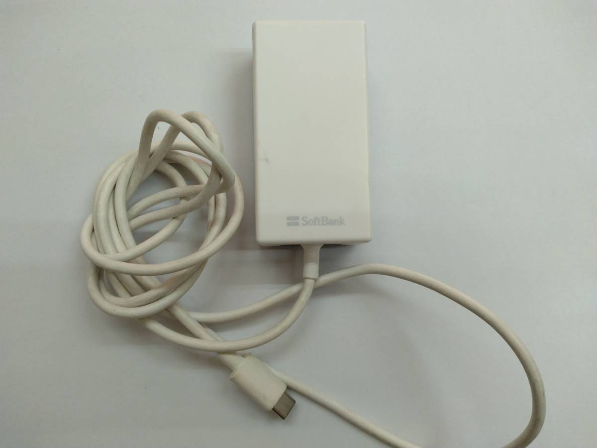 ■SoftBank SELECTION USB PD対応 USB Type-C　 急速充電 ACアダプタ SB-AC20-TCPD　C　_画像1