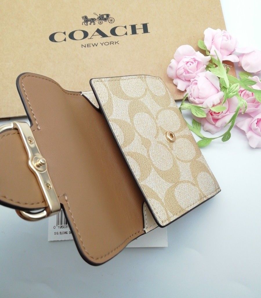 新発売】 新商品 COACH コーチ スモール モーガン ウォレット 折り財布