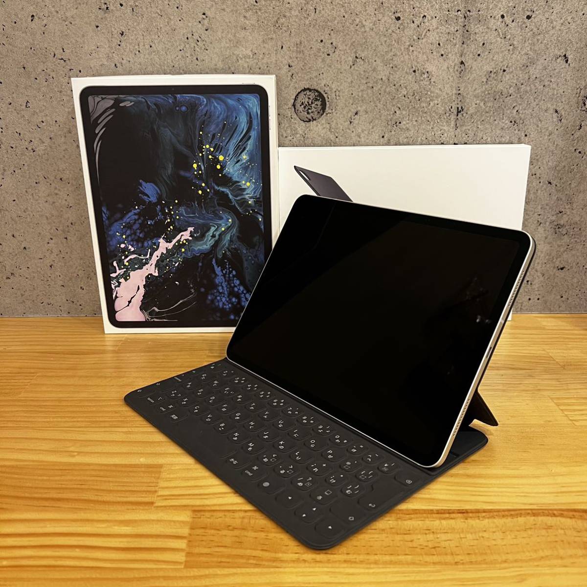 品 iPad Pro 11インチ 第1世代 Wi-Fi+Cellular 64GB MU0M2J/A シルバー