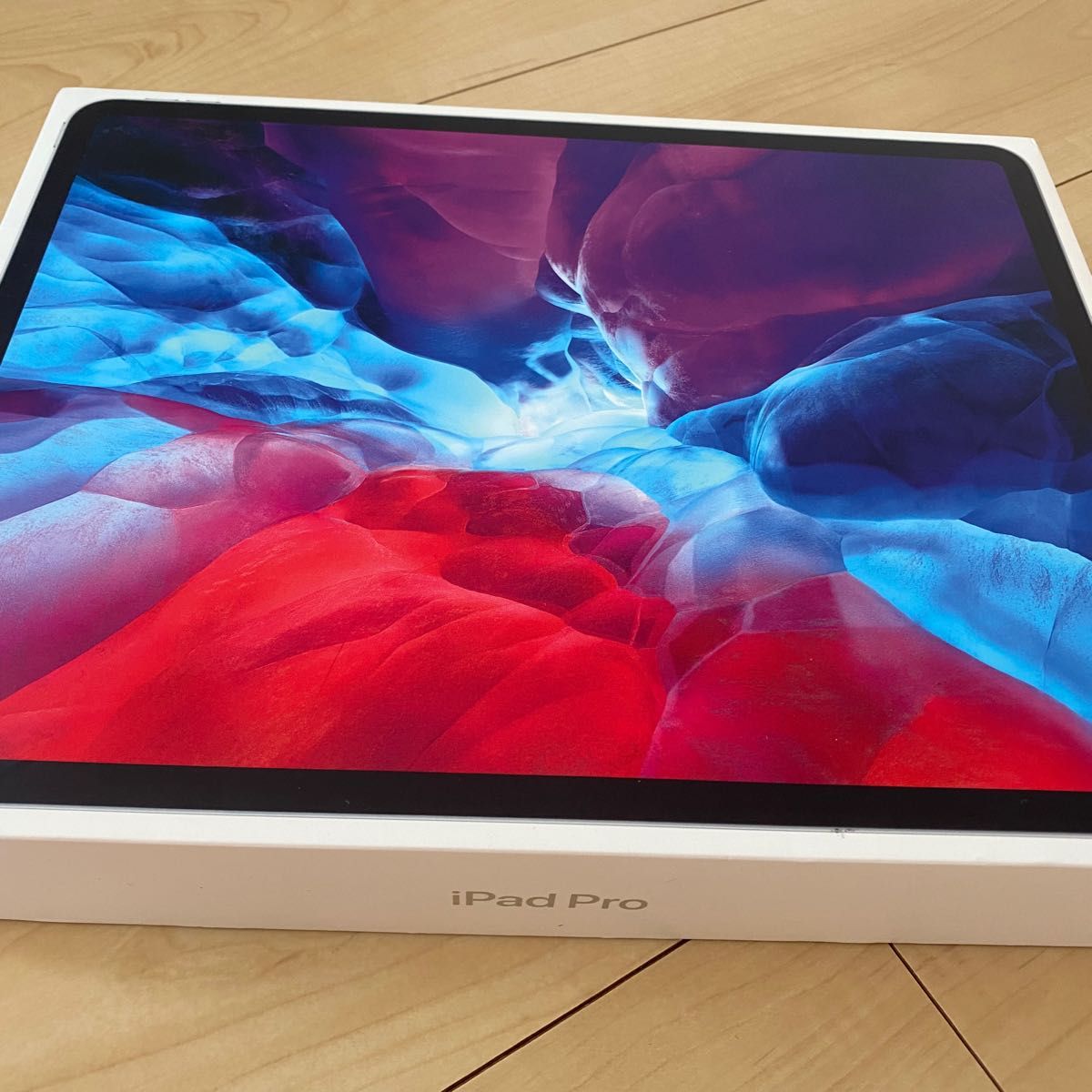 iPad Pro 12 9インチ 第４世代 512GB 付属品 箱あり 美品 動作確認済み