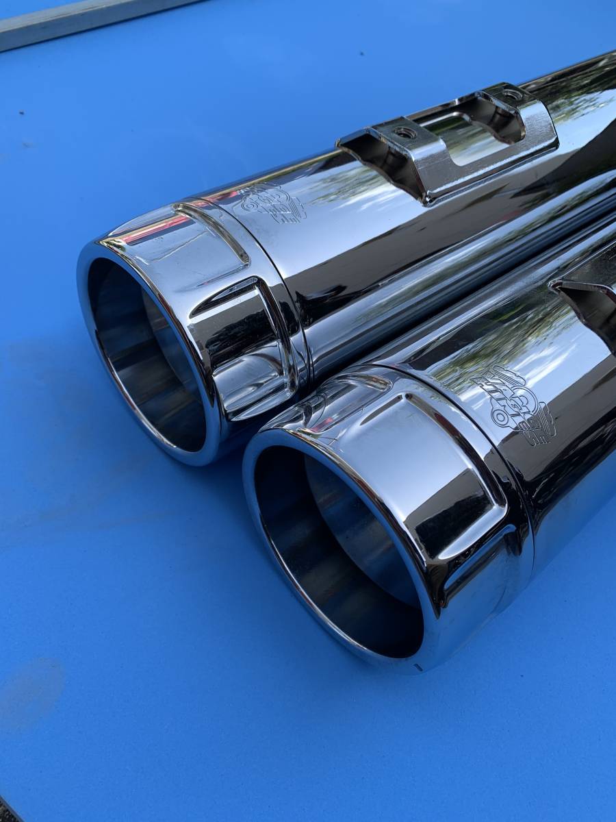 ハーレー ツーリングファミリーM8用バンス&ハインズ トルカー450美品中古