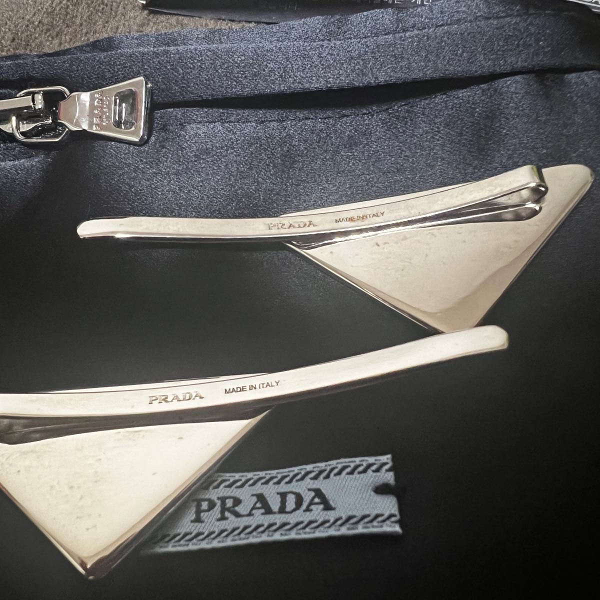 大人気 PRADA プラダ ヘアピン ヘアクリップ | noonanwaste.com
