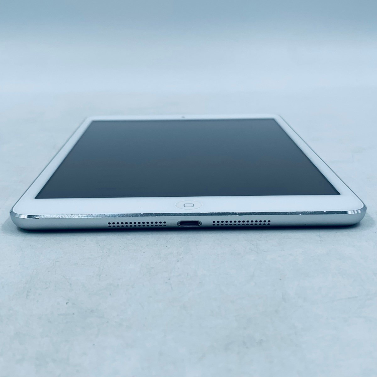 iPad mini 第2世代 Wi-Fiモデル 64GB シルバー ME281J/Aの画像3