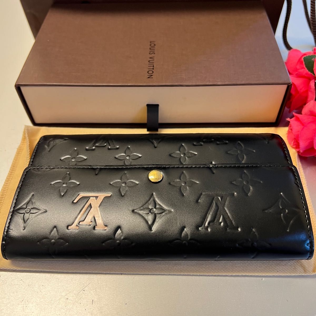 新品同様! ルイヴィトン ヴェルニ ポルトフォイユ サラ 財布 長財布