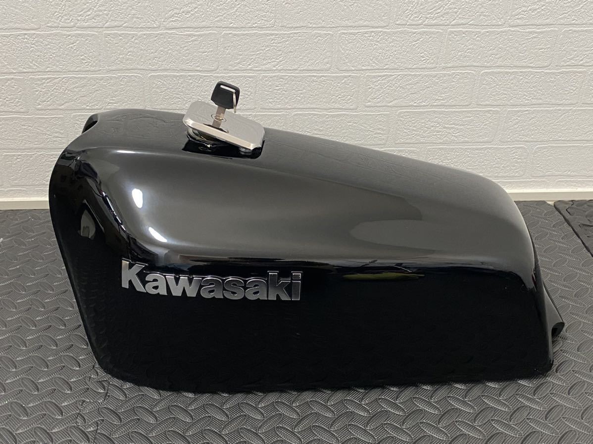 Z400FX仕様 ゼファー400用外装セット サイドカバー テールカウル