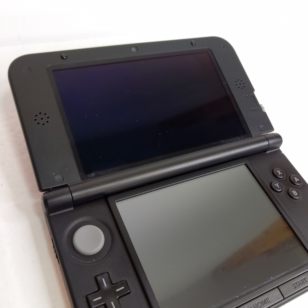 Nintendo ニンテンドー3DS LL レッド×ブラック 美品 セット 