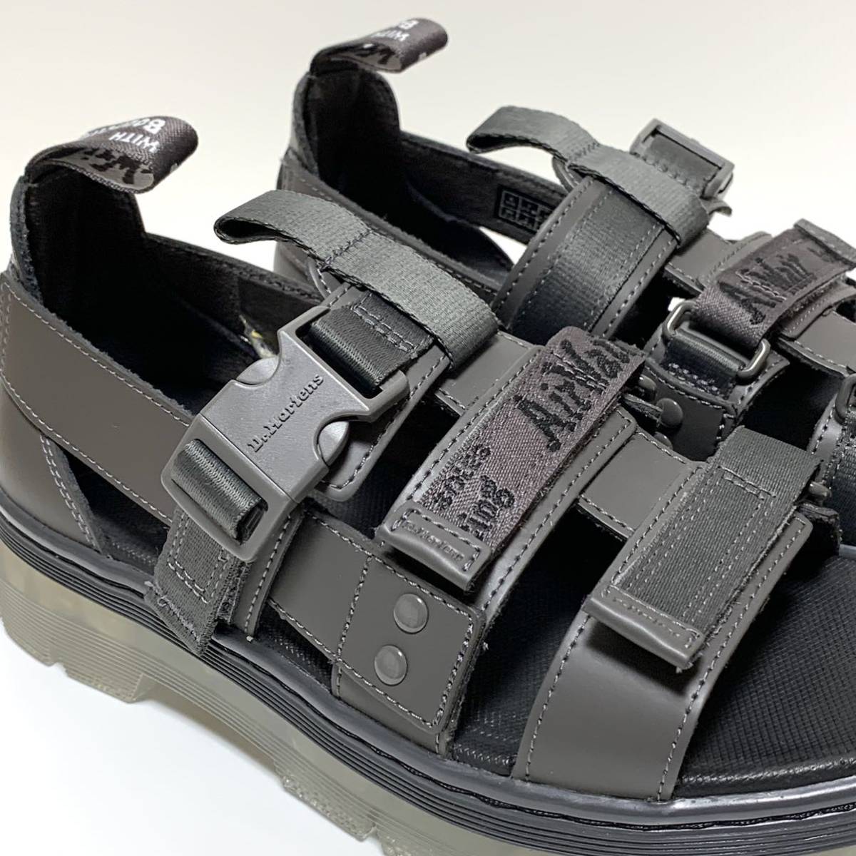 ☆未使用 ドクターマーチン Dr.Martens ペアソン PEARSON クリアソール ストラップ ベルト サンダル グレー UK6 厚底 ベルクロ