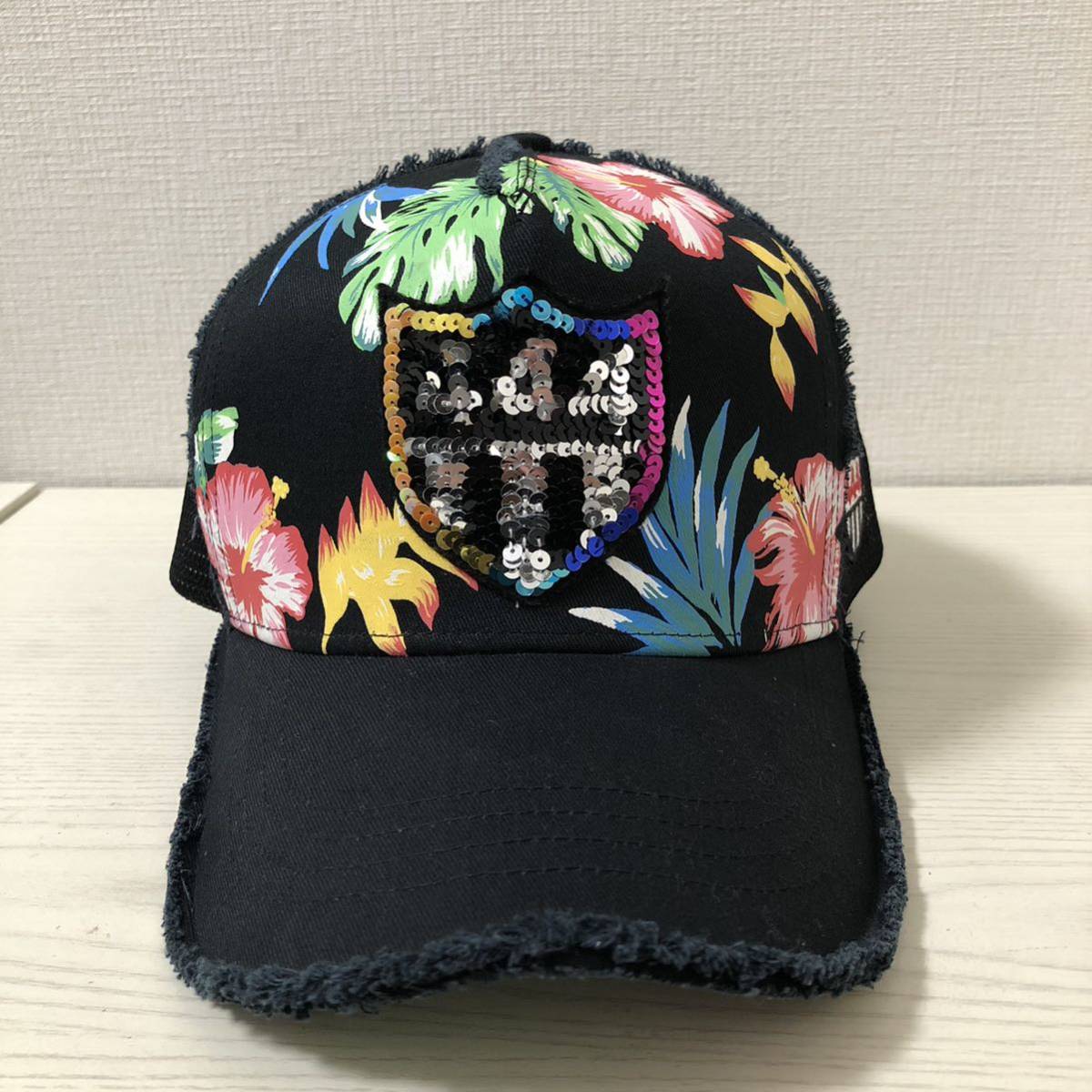【大幅値下げ】【新品】ヨシノリコタケ メッシュキャップ　YOSHINORIKOTAKE ブラック　黒　スパンコール　444 帽子