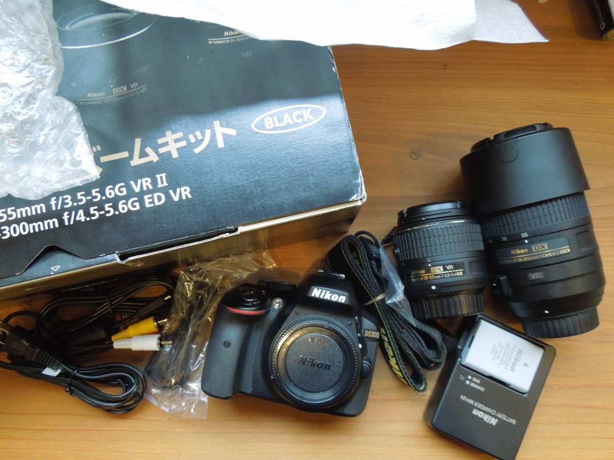 Nikon デジタル一眼レフカメラ D5300 ダブルズームキット ショット数
