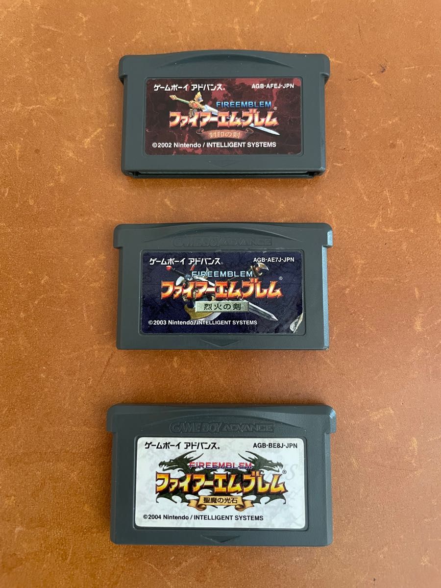 GBA「 ファイアーエムブレム 封印の剣／烈火の剣／聖魔の光石 」3本